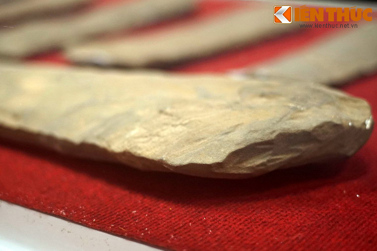 Đến những năm 1956, 1980, 1990 … nhiều bộ đàn đá tiếp tục được phát hiện tại nhiều tỉnh khu vực phía Nam như Đắc Lắc, Lâm Đồng, Khánh Hoà, Đồng Nai, Ninh Thuận, Lâm Đồng, Sông Bé, Phú Yên… với tổng số thanh đàn đá lên đến khoảng 200.