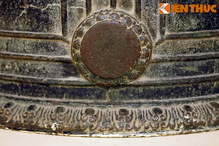 Năm 1958, thời điểm đất nước ta lập lại hòa bình được một thời gian ngắn, một ngư dân Đồ Sơn đã "đánh bắt" được quả chuông khi kéo lưới. Chuông Vân Bản được đưa về bảo tàng từ đó đến nay.