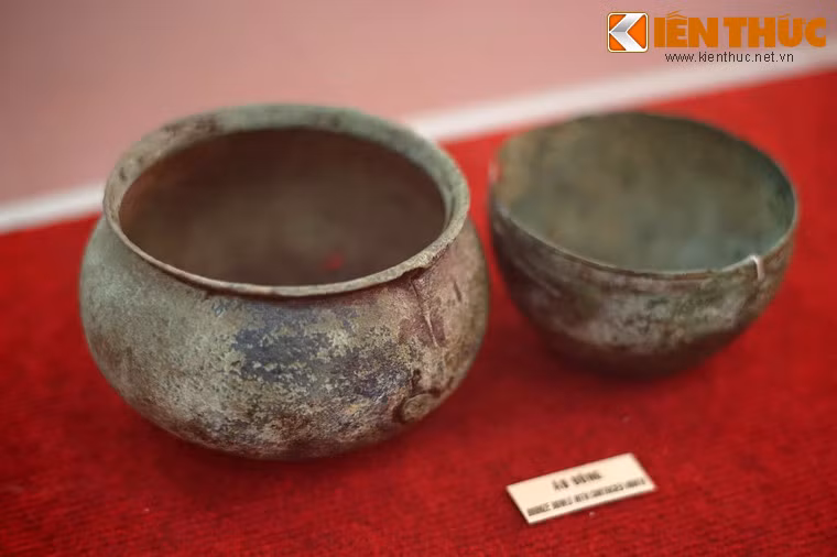 Âu bằng đồng sử dụng trong sinh hoạt hàng ngày.