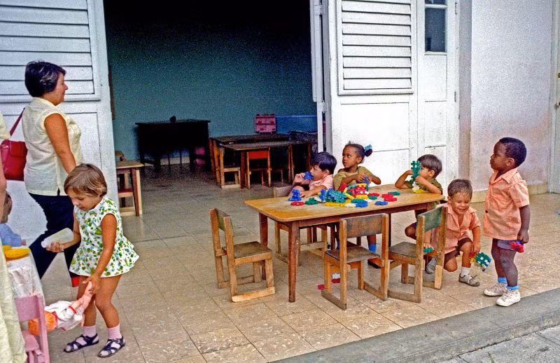 Nhà trẻ ở Santa Clara. Ảnh: Alan Denney.