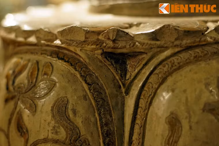 Các nhà nghiên cứu đánh giá, thống gốm hoa nâu là một tác phẩm nghệ thuật độc đáo, hoàn hảo nhất trong những đồ gốm hoa nâu thời Trần đã được phát hiện.