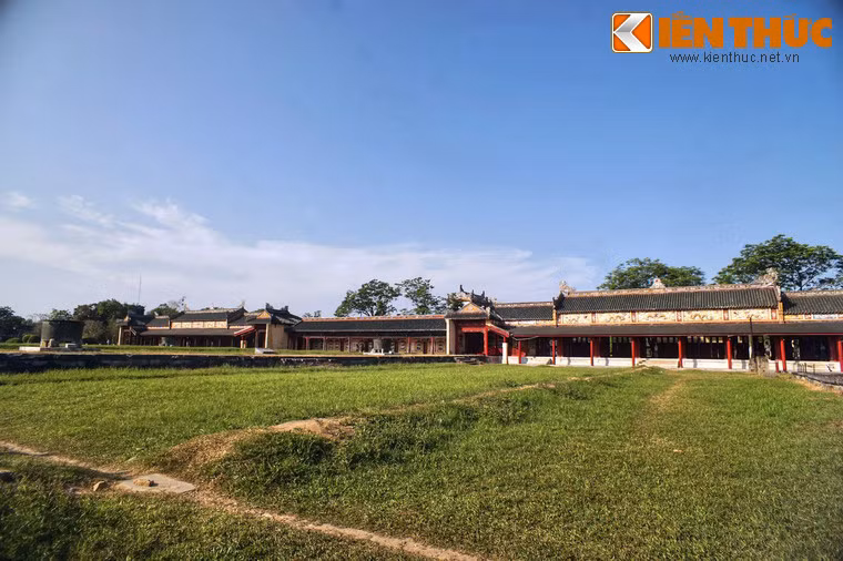 Soi he thong hanh lang khung moi khoi phuc o Tu Cam Thanh Hue