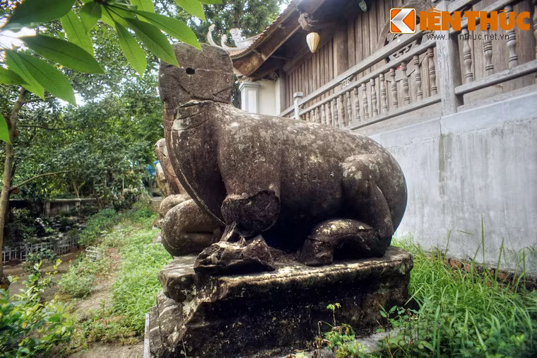 Việc đặt tượng các con vật ở chùa Phật Tích thể hiện nét đặc trưng của tư tưởng triết học Phật giáo thời cổ, đó là phổ độ chúng sinh, giác ngộ muôn loài.