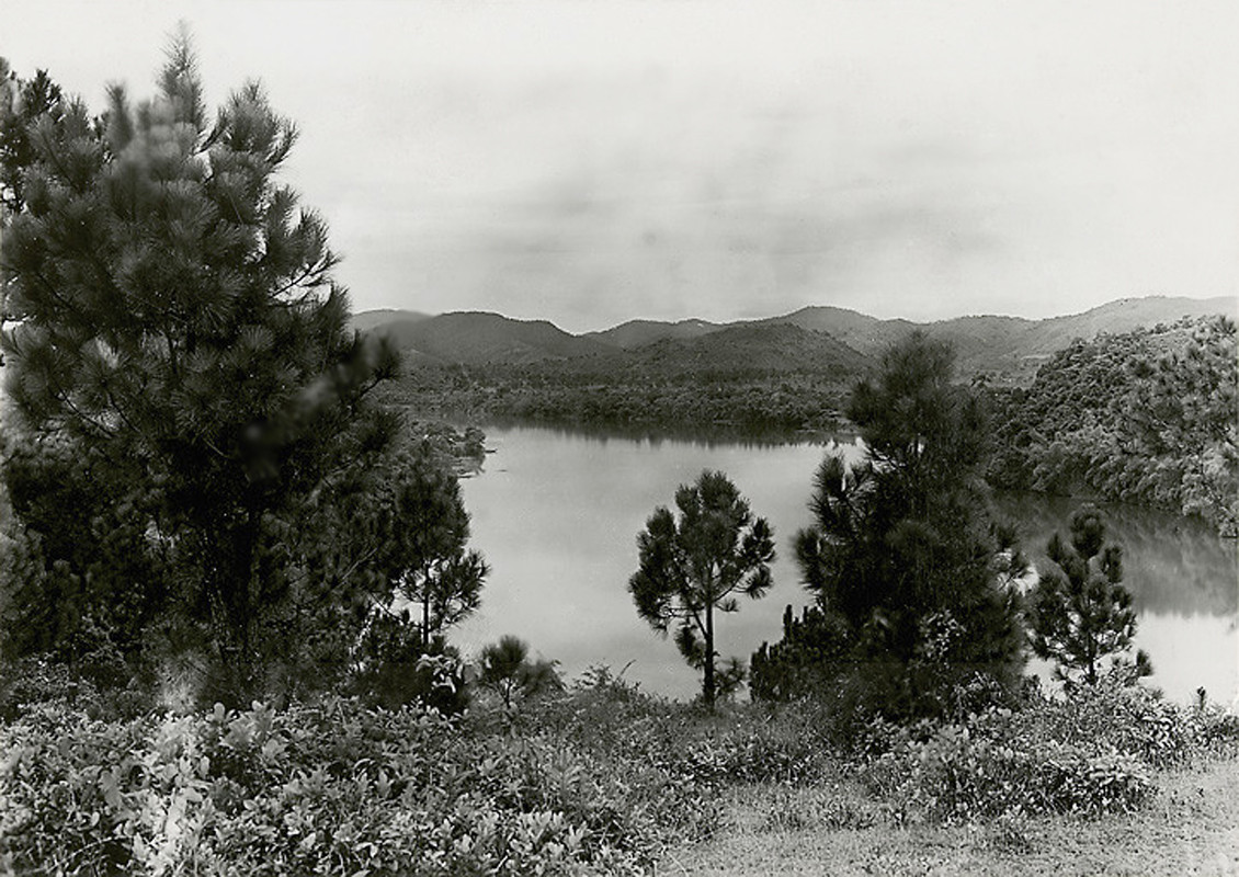 Trên đồi Vọng Cảnh, khoảng năm 1919 - 1926. Ảnh tư liệu.