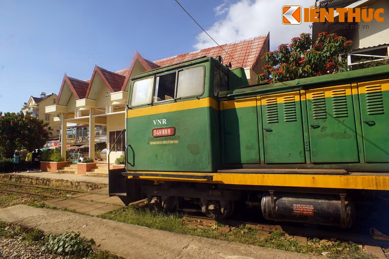 Đến năm 1991, đường sắt Đà Lạt - Trại Mát được khôi phục để khai thác chạy tàu phục vụ du lịch. Tuyến đường này hoạt động độc lập với các tuyến đường sắt còn lại của Việt Nam.