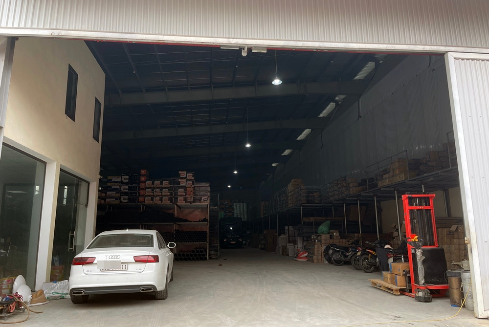 Nhằm tìm hiểu khách quan, đa chiều các thông tin liên quan đến việc khắc phục toàn bộ vi phạm tại khu đất mà Công ty TNHH Hiền Kỳ Anh (nay là Công ty TNHH Điệp Linh) được giao quản lý, sử dụng ngày 16/11/2023, PV đã đến liên hệ và đặt lịch làm việc với UBND tỉnh Thái Bình và đang chờ phản hồi.