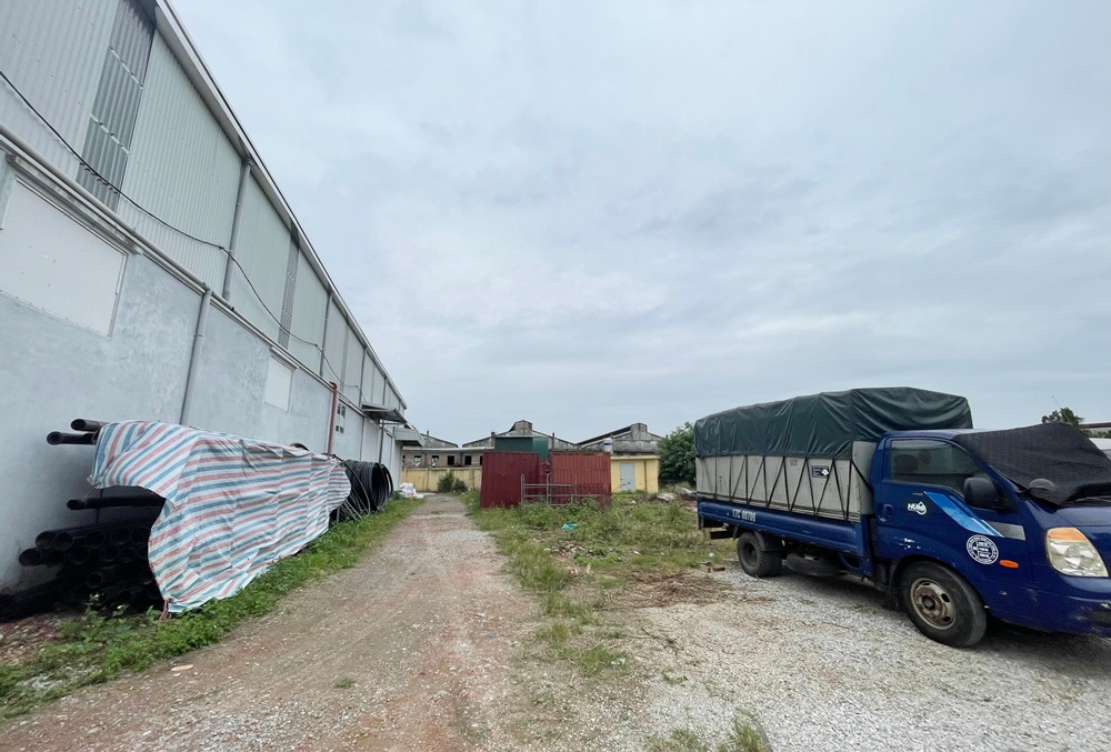 Kết luận nêu, trong số diện tích 7.193,3m2 đất không sử dụng, công ty đã ký hợp đồng mua bán tài sản cho Công ty TNHH thương mại và đầu tư tài chính HTK để làm kho chứa phụ tùng ô tô, xe máy, với diện tích 4.000m2 đất, giá trị hợp đồng 600 triệu đồng (ngày 2/11/2015)…