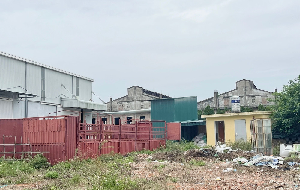 Sau Kết luận, ngày 4/1/2022 Sở TN&amp;MT tỉnh Thái Bình có văn bản số 14/STNMT-QLĐĐ gửi UBND tỉnh Thái Bình. Trong văn bản, sau khi trình bày về giải quyết đề nghị của công ty, TN&amp;MT tỉnh Thái Bình kiến nghị, đề xuất đồng ý tạm dừng việc thực hiện thu hồi đất của Công ty TNHH Hiền Kỳ Anh tại văn bản số 4089/UBND-NNTNMT ngày 28/10/2016 của UBND tỉnh để công ty tiếp tục thực hiện việc khắc phục toàn bộ vi phạm nêu tại Kết luận Thanh tra số 233/KL-STNMT.