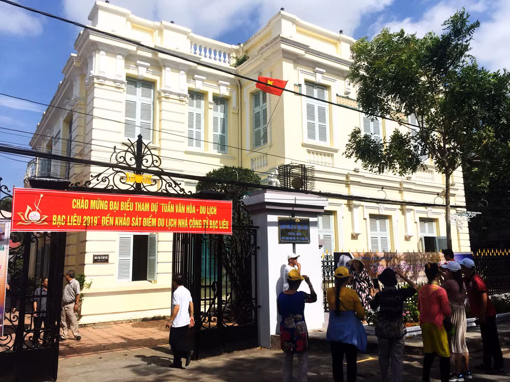 Ven man bi an noi an nghi lanh leo cua cong tu Bac Lieu