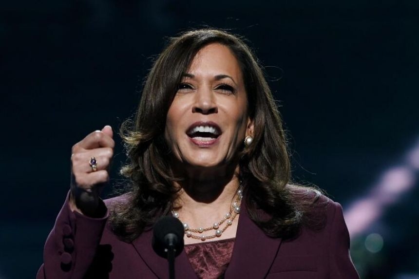 Ngoài ra, nữ Phó Tổng thống Mỹ Kamala Harris nằm trong danh sách danh sách 10 người phụ nữ quyền lực nhất thế giới năm 2020 do Tạp chí Forbes công bố. Ảnh: ST.