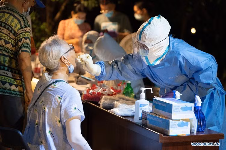 Cuoc song nguoi dan o Trung Quoc khi tai bung dich COVID-19-Hinh-8