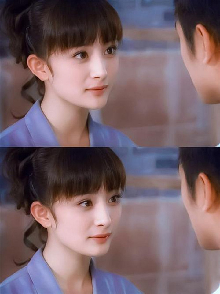 Diễn xuất của Dương Mịch gây nhiều tranh cãi. Tuy vậy, nhan sắc của cô luôn khiến công chúng ngưỡng mộ.