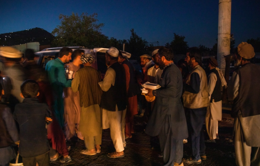 Tam su nhoi long cua nguoi dan Afghanistan chay loan-Hinh-2