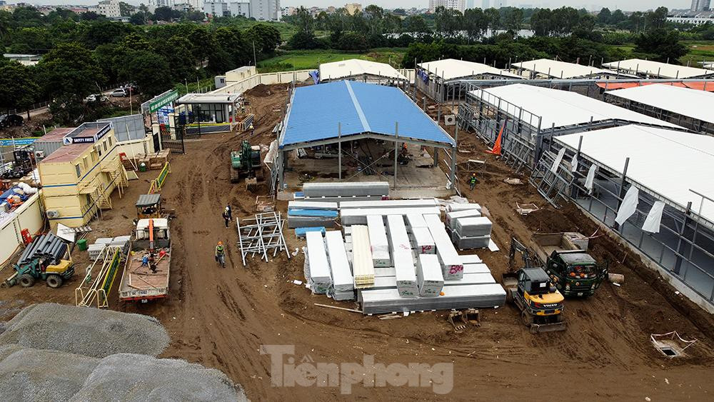 Benh vien da chien lon nhat Ha Noi sau hon 10 ngay xay dung-Hinh-5