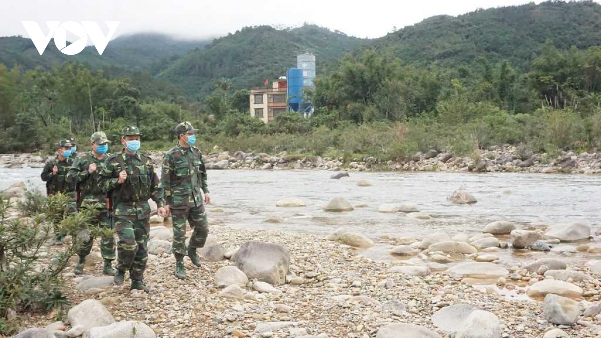 Quang Ninh tang cuong kiem soat dich benh tai cang, ben thuy noi dia