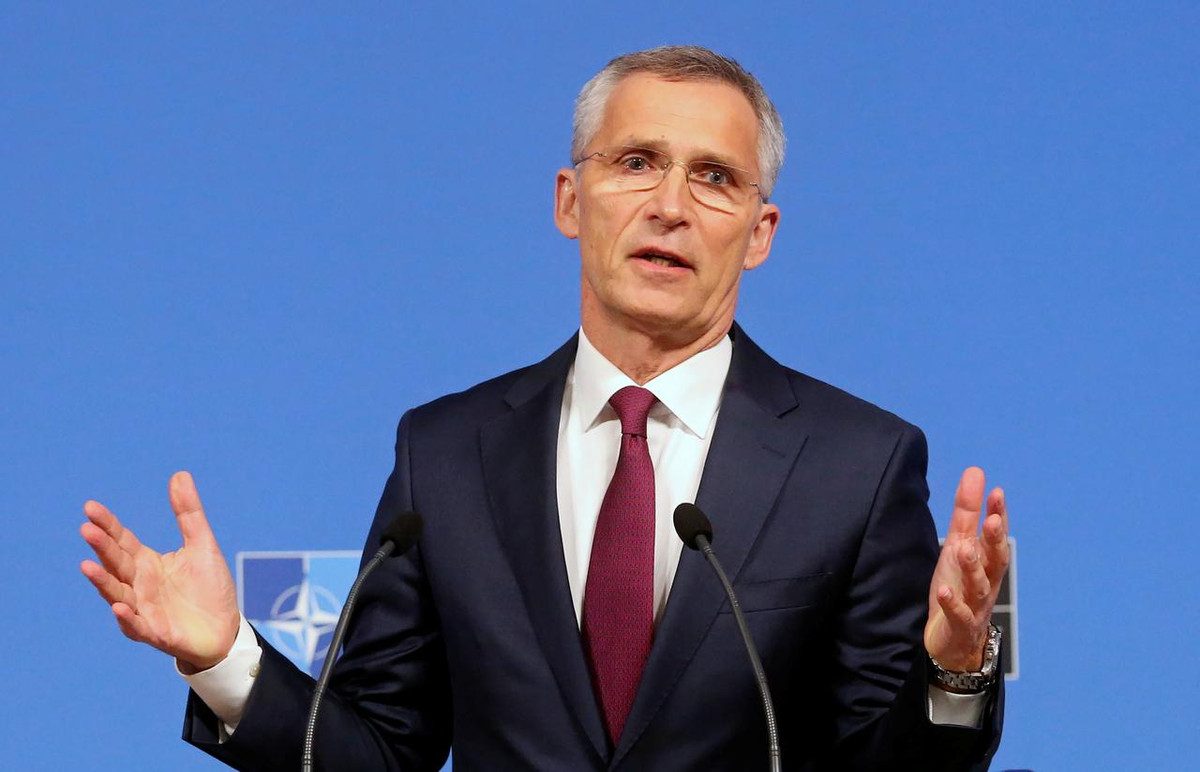 Tổng thư ký NATO Jens Stoltenberg (ảnh) nhấn mạnh tổ chức này vẫn duy trì sự hiện diện ngoại giao ở thủ đô Kabul và đang bảo đảm hoạt động của sân bay quốc tế Hamid Kazai. Ảnh: Reuters.