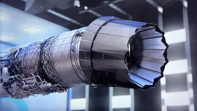 Trong khi đó, năng lực sản xuất động cơ của Trung Quốc vẫn còn rất yếu, hiện nay “trái tim” WS-15 của J-20 vẫn đang trong giai đoạn thử nghiệm; tuy nhiên, trong quá trình thử nghiệm, động cơ này không đạt hiệu suất và độ tin cậy so với tiêu chuẩn đề ra, do vậy J-20 vẫn tiếp tục phải sử dụng động cơ của Nga để đảm bảo an toàn.