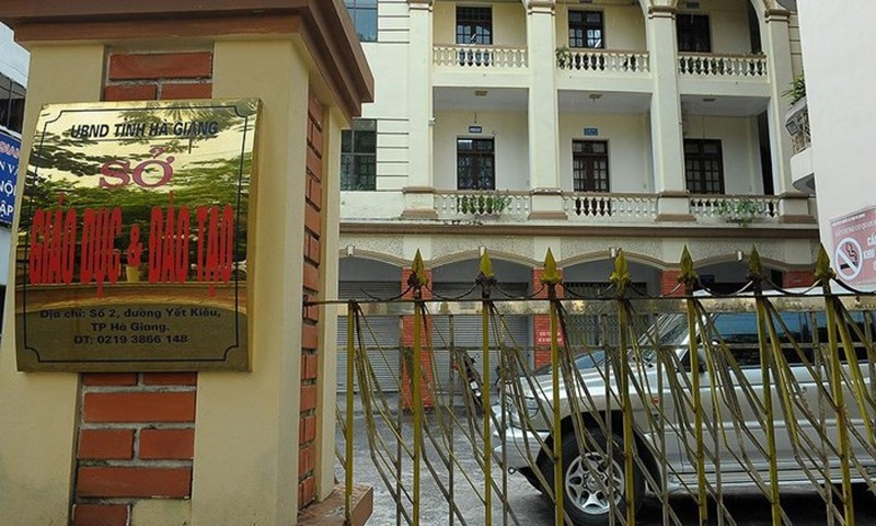 Gian lan thi cu o Ha Giang: Chi tiet 151 can bo lien quan den sai pham