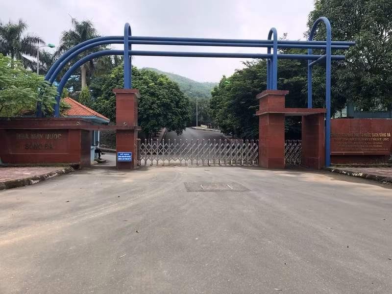 Nuoc may Ha Noi boc mui la vi dau thai: Hung thu nao “xa” vao nguon nuoc Song Da?