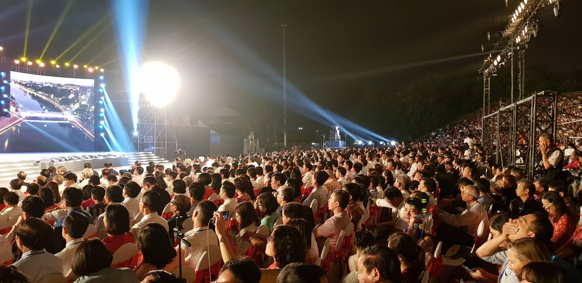 Để chứng kiến dấu mốc lịch sử của TP Hải Dương.