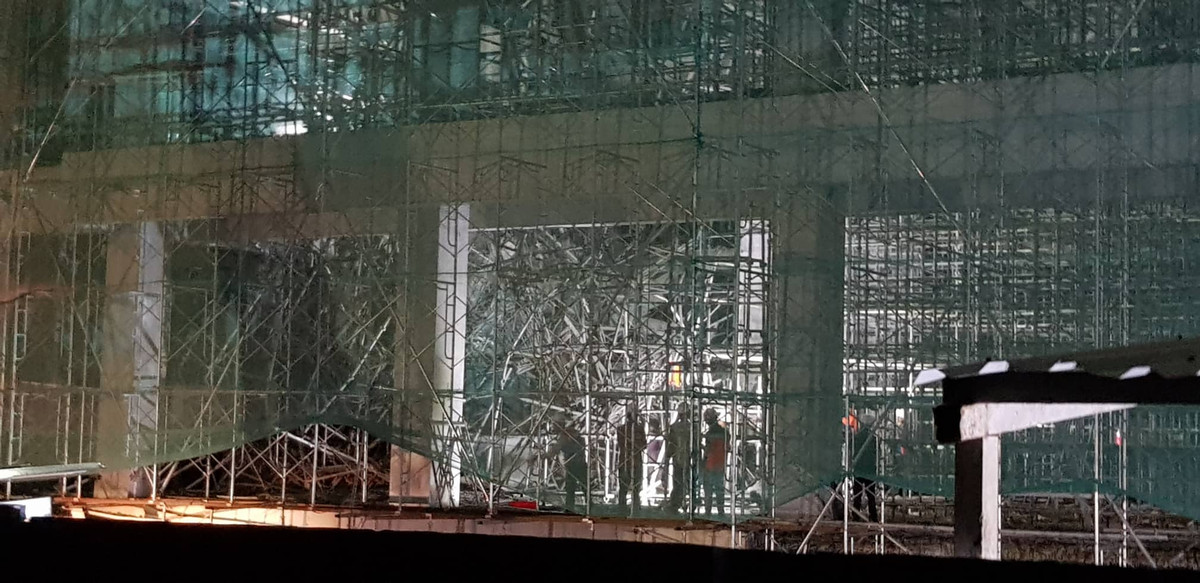 Sap gian giao cong trinh Trung tam Van hoa Xu Dong, mot so cong nhan bi thuong, mac ket-Hinh-3