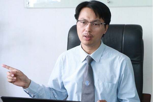 Gian lan thi cu o Ha Giang: Tai sao khong xu ly vo Chu tich tinh?-Hinh-2