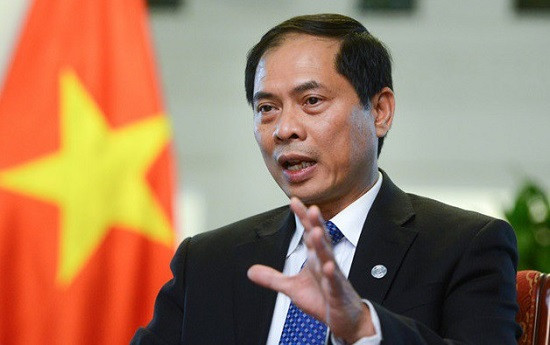 Vu 39 thi the trong container: Danh tinh 4 nguoi Viet duoc Anh thong tin-Hinh-2