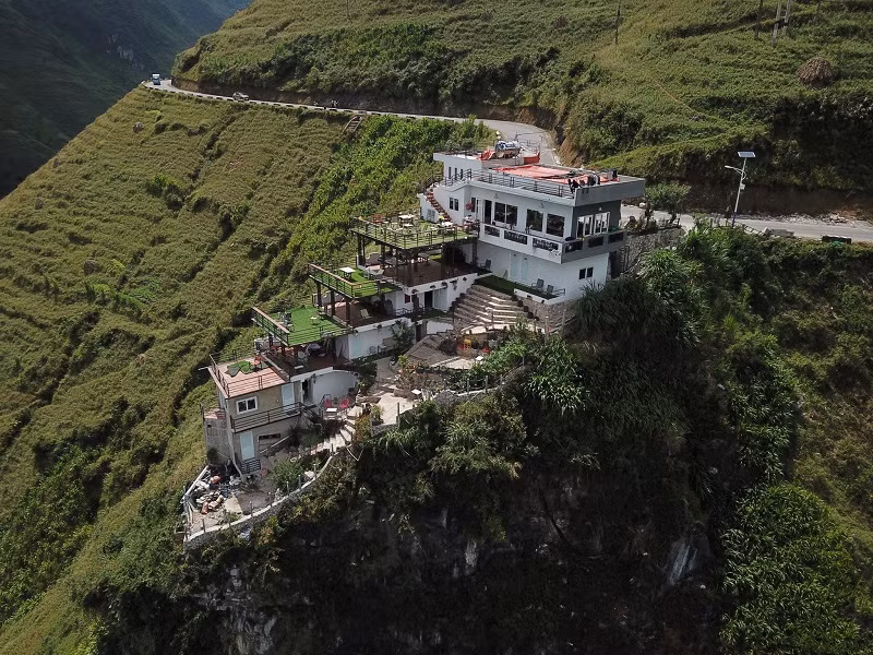Xay Ma Pi Leng Panorama: Ha Giang bao co tham van, Unesco noi nguoc… tai sao?
