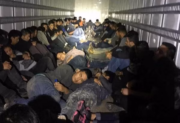 Hanh trinh “di lau” nhay xe, tron trong container tu Phap sang Anh... day hai hung cua nguoi Viet