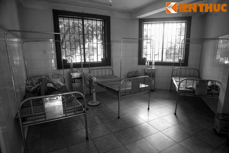 Nhật ký của chị được in thành sách năm 2005. Đến tháng 3/2006, quyển sách này đã bán được hơn 400.000 bản, được xem là một hiện tượng văn học. Trong một số bài báo nước ngoài, nó còn được ví như nhật ký Anne Frank của Việt Nam.