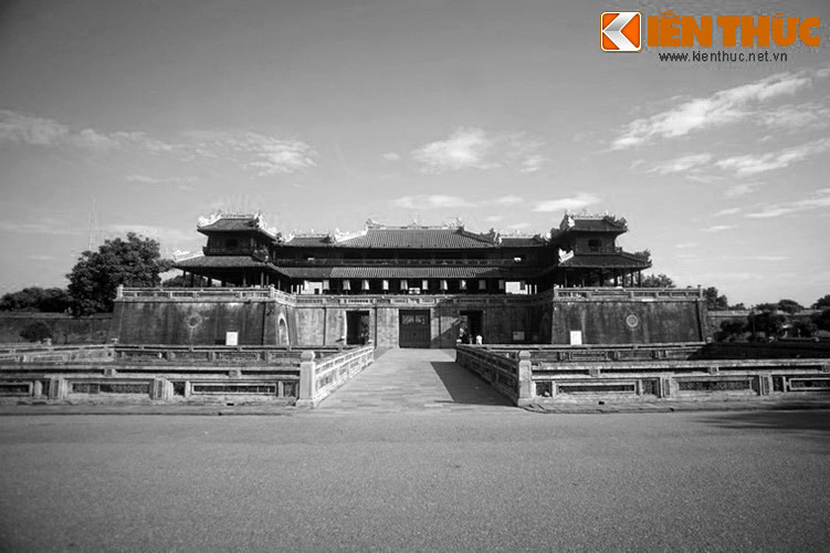 Giai ma bi an phong thuy dac sac cua cong Ngo Mon