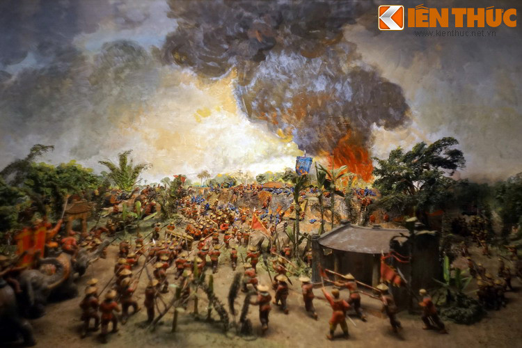  Trận Ngọc Hồi là trận tấn công then chốt của hướng chính binh Tây Sơn vào ngày 30/ 1/1789, do Hoàng đế Quang Trung chỉ huy trong cuộc chiến chống quân Thanh can thiệp ở phía Bắc Bộ.