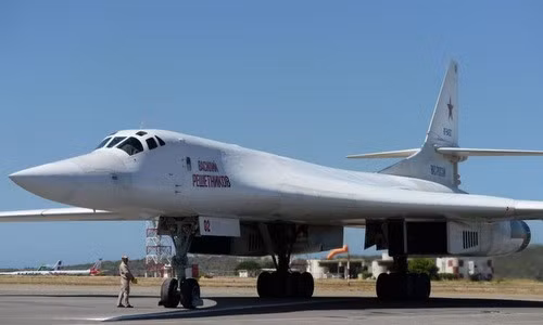 Ông Kravchenko thông báo, lô 25 động cơ này cho Bộ Quốc phòng Nga là đợt đầu tiên trong vòng 25 năm qua. Trong thời gian đã qua, công ty không sản xuất động cơ cho máy bay ném bom chiến lược.
