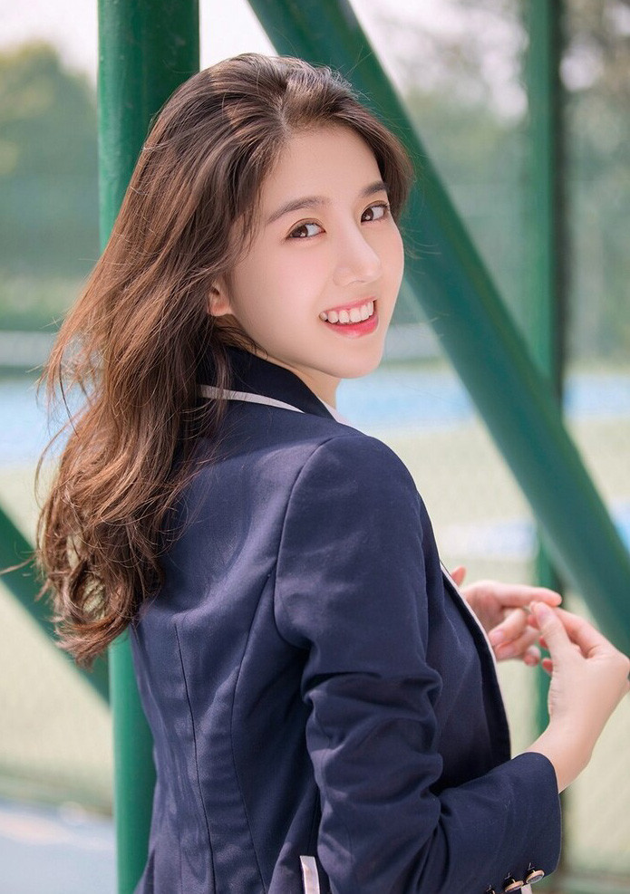 Sinh vao 5 ngay am lich nay, sau tuoi 30 tien nhieu khong dem xue