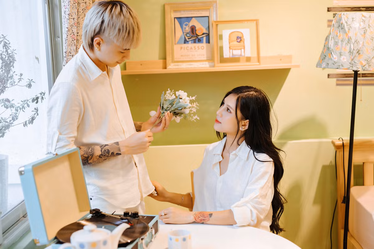 Hot girl Phan Thi To Trinh – Thanh cong o do tuoi doi muoi