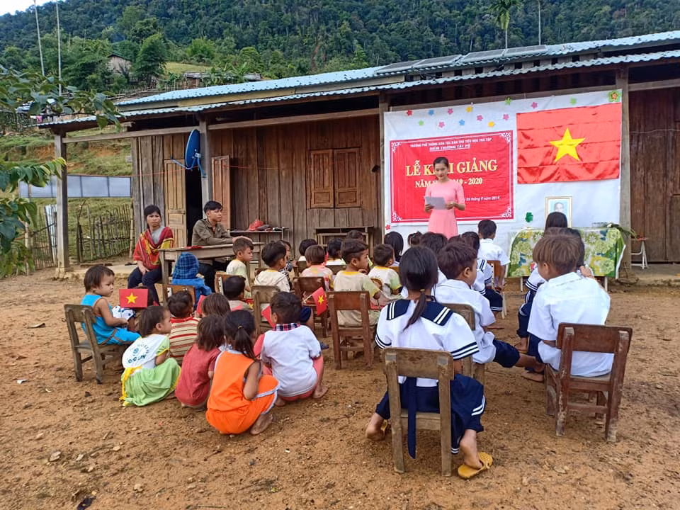 Rung rung le khai giang giua rung cua 2 co giao xinh dep-Hinh-10