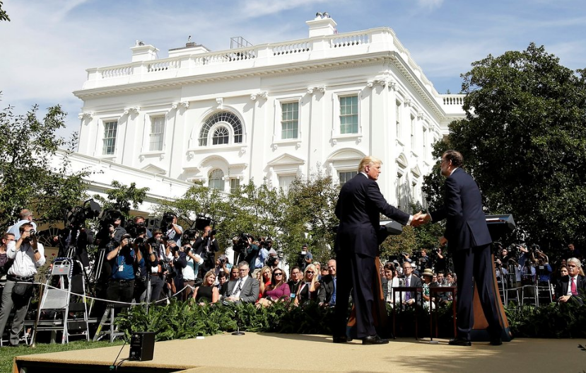 Vườn hồng - nơi các Tổng thống Mỹ tiếp xúc với công chúng.