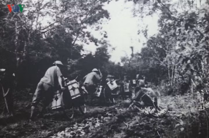 Xe đạp thồ có thể hoạt động trên những tuyến đường mà xe ô tô không thể đi được. Chính vì vậy đã gây nên bất ngờ lớn ngoài tầm dự tính của các chỉ huy Pháp.