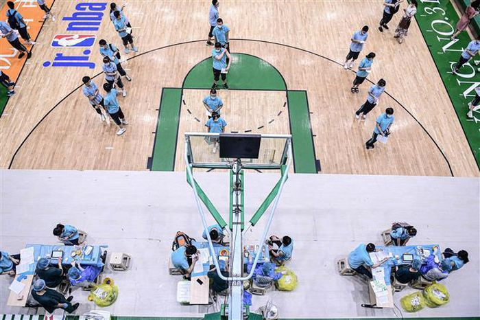 COVID-19 toi 6h sang 27/10: Ca tu vong o My vot cao gap doi-Hinh-3