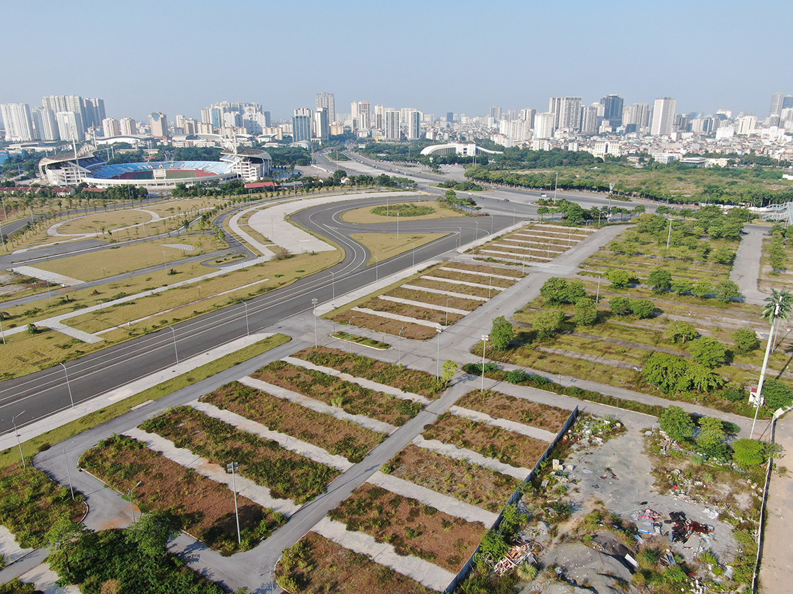 Trong kết luận của Thanh tra Chính phủ vào ngày 29/6/2021 chỉ ra UBND TP Hà Nội đã phê duyệt quy hoạch chi tiết đường đua công tức 1 - Grand Prix có sự chồng lấn quy hoạch.