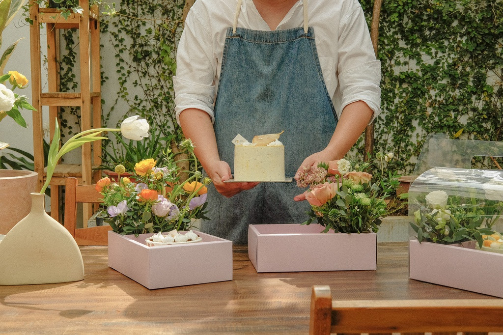 Choáng ngợp với bó hoa bằng tiền mặt trị giá 200 triệu đồng ngày 20/10 - Hình 5 Choang ngop voi bo hoa bang tien mat tri gia 200 trieu dong ngay 20/10-Hinh-5