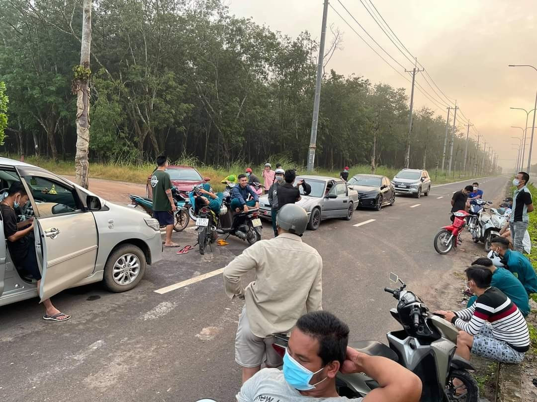 Dau xot hanh trinh tim kiem be trai 2 tuoi... van may khong mim cuoi-Hinh-4