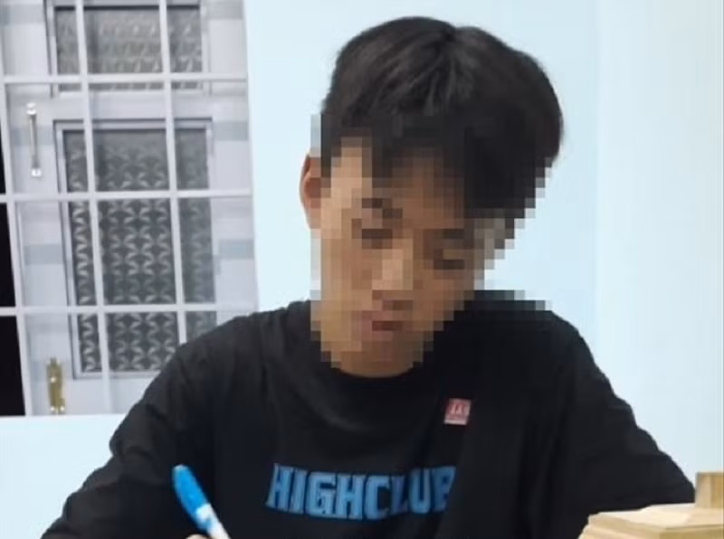 Tin nong ngay 11/3: Bi danh dap, dung da tu lanh nem bo de tu vong