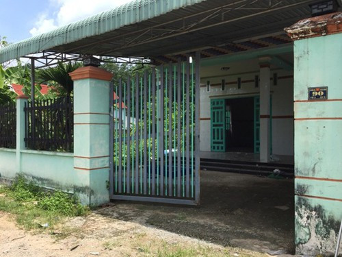 Trong quá trình tu luyện, do sợ bị chính quyền phát hiện xử lý nên nhóm này liên tục đổi địa điểm tại các tỉnh, thành phía Nam. Sau nhiều lần thay đổi địa điểm, cuối năm 2018 nhóm này thuê căn nhà tại xã Hưng Hòa (huyện Bàu Bàng, tỉnh Bình Dương) để tiếp tục tu luyện.