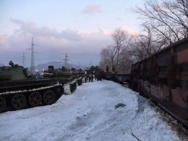 Tuy chưa có thông tin nước mua nhưng không thể loại trừ khả năng nào Việt Nam muốn tăng cường thêm số lượng xe tăng T-62. Tuy T-62 đã cũ so với các thế hệ tăng trên thế giới, nhưng phiên bản cải tiến của nó như T-62M1 đã nâng cấp đáng kể khả năng tác chiến, vẫn có giá trị trong chiến tranh hiện đại.