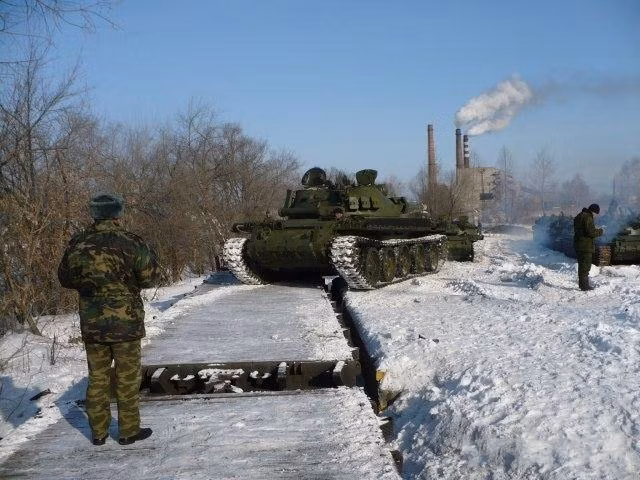 Các xe tăng trước khi được xuất khẩu đều được đại tu sửa chữa lớn, cụ thể là tháo rời làm sạch mọi chi tiết khỏi bụi bẩn, sơn từ trong ra ngoài, chạy thử nghiệm, thử nghiệm hỏa lực và mọi thứ.