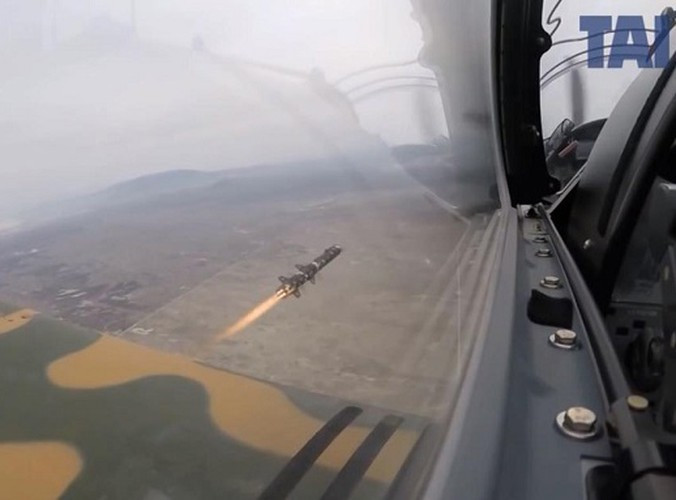 Sau nhiều lần chỉnh sửa để hoàn thiện, dòng tên lửa này chính thức đi vào biên chế từ năm 2015.