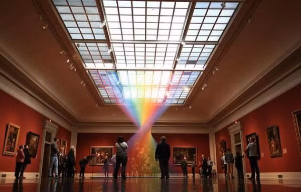 Tác phẩm nghệ thuật này được Gabriel đặt tên là "Plexus No.35" - tạm dịch "Mạng lưới số 35". (Nguồn Sina)