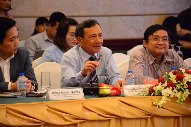 Ông Nguyễn Hữu Thọ, Chủ tịch Hiệp hội Du lịch Việt Nam, hiến kế phát triển du lịch đường sông cho TP.HCM. Ảnh: Phước Tuần.