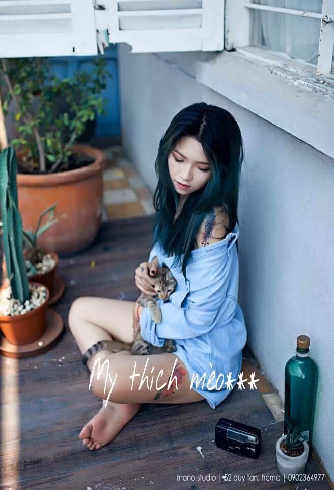 Sau vài năm say sưa với sở thích, đam mê của mình, đến nay tổng số hình xăm lớn nhỏ trên cơ thể Hải My đã chạm đến con số 42. Là một cô gái nhưng lại xăm quá nhiều, dĩ nhiên Hải My cũng phải chịu đựng nhiều sự dòm ngó, cái nhìn thiếu thiện cảm của những người xung quanh, đặc biệt là sự phản đối kịch liệt, đôi khi gay gắt của bố mẹ.